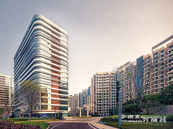 工業(yè)園大門(mén)